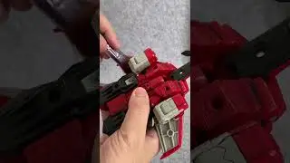 Cleaning Legacy Aircraft Armada Starscream  #toy #transformers #asmrvideo #asmrsound #asmr #shorts