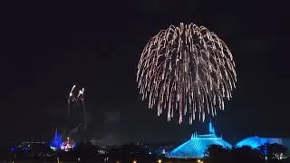 2025 WALT DISNEY WORLD CHRISTMAS FIREWORK SHOW:  Minnie's Wonderful Christmastime Fireworks @ WDW FL