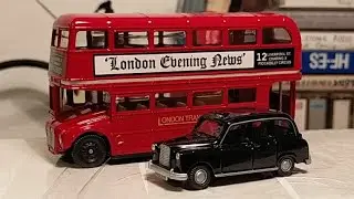 Oxford Diecast 1/76 00 scale FX4 taxi and Routemaster comparative review.