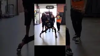 look at her legs in fast forward ￼