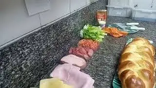 Montando pão a metro