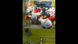 mancing boneka bikin happy
