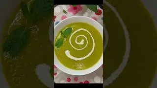 Broccoli Soup 🥦 #ytshorts #recipe #shorts #broccolisoup #soup #broccoli #winter #healthysoups