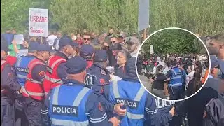 Kund&euml;r projektit t&euml; rrug&euml;s, tensione n&euml; protest&euml;n n&euml; Hotolisht, banor&euml;t p&euml;rplasen me policin&euml;