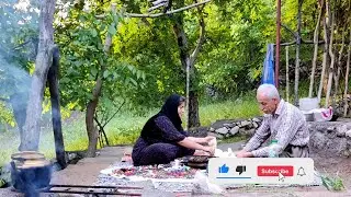 AUTHENTIC IRANIAN VILLAGE LIFE : SHEEP GRAZING AND COOKING MUSHROOMS WITH GREEN ONIONS