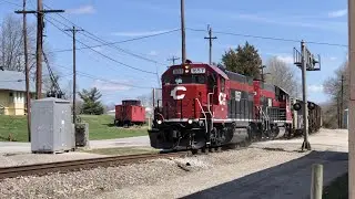 3 Matching Locomotives & Best Grain Train Of 2022! Short Line Railway Top & Tail Grain Train In Ohio
