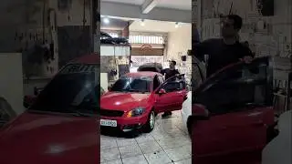 Prisma agora com teto solar #tuning #jdm #celta
