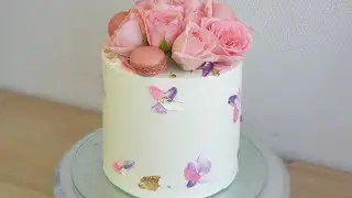 Layer cake floral façon fraisier