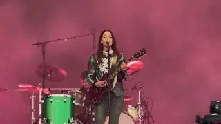 HAIM - Now I&rsquo;m in It - BBC Radio 1 Big Weekend 2025 - Liverpool UK