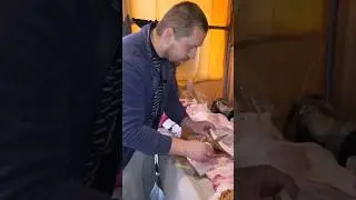Пробую Генеральское сало 😋 выпекал своими руками 👌🐷🥩#pig #pigfeed #farming #farmer #рекомендации