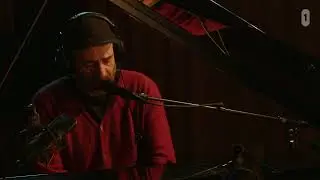 Adrian Crowley   Lovers in the waves (Live @vrtradio1be)