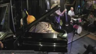 Dan Aran with the Nick Hempton Band