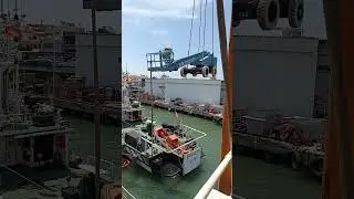 100-Ton Crane in Action: Ship Maintenance Made Easy