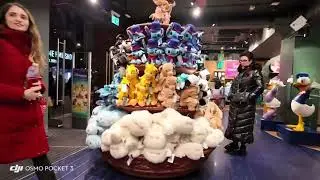Disney store on oxford street in london 🇬🇧