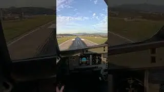 Посадка Airbus в Сочи с поцелуем #airbus #авиация #посадка #кабинапилота #a320