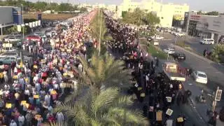 #Bahrain : Gigantic masses rejecting royal reforms