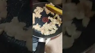 arabic shawarma chicken with potato in a tray