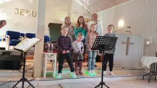 Betania Skjeberg barne sang  30 april 2017