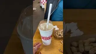 PEANUT BUTTER SHAKE #delicious#shake#fiveguys#asmr#shortvideo