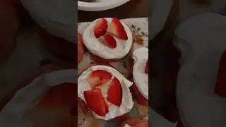 Strawberry shortcake cookies #cookies #bakingcookies