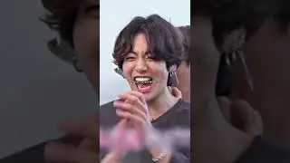 I can do both~JUNGKOOK~👀✨🤓 #kpop