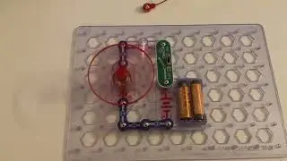 Snap Circuits Junior: Lamp and Fan in Series