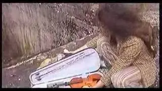 Putain!... C'est mes pompes (3)