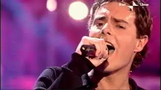 Paolo Meneguzzi - Ed io non ci sto pi&ugrave; {SANREMO 2001 - SEZIONE GIOVANI}