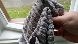 Ikkunan pesua ja uudet verhot