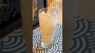 OATMILK COFFEE Minuman segeer bikinn nagihh...😍🥰 #oatmik #outside#minumankekinian #minumanviral