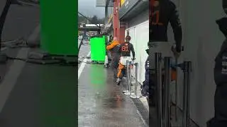 Everything ok, Oscar? We had a visitor during the rain break in Spa ☔️👀  #f1