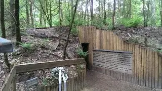Aart Laferte bezoekt het onderduikershol in Diever