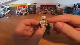 I see double...double microfighters this time!