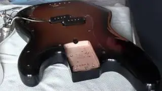 ONE BODY, TWO SOULS.. When Fender Precision meets jazz bass