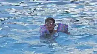 Family day at the pool!
