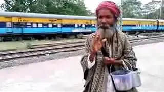Incredible India - An Indian beggar speaking English like a Scholar
