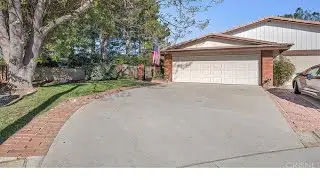 23543 Lampara Drive, Valencia, CA Presented by Ron Taibi.
