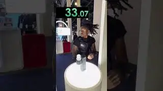 @CircitzGaming перепрыгнул через меня, как Человек-паук, чтобы попасть на Pimax VR Walk на CES 2026!