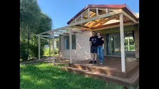 Couple Moves to 5-acre Hobby  Farm in Australia