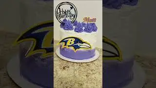 Dominican Birthday mini personal Ravens football cake#bizcocho#pastel