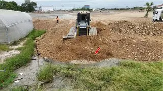 Amazing Construction Site: SHANTUI Bulldozer & Dump Trucks Working Together