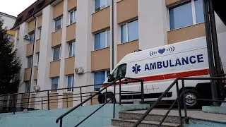Nj&euml; person l&euml;ndon veten dhe kush&euml;rir&euml;n me mjet t&euml; mpreht&euml;