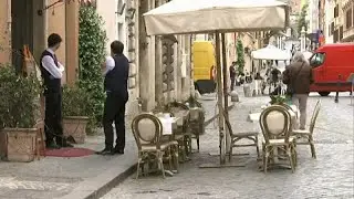 Small businesses in Italy look to EU recovery fund to stay afloat