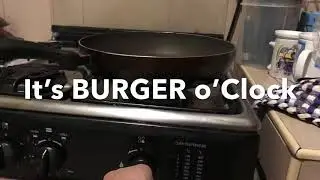 It&rsquo; Burger o&rsquo;clock!
