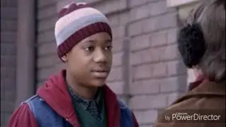 Tout le monde d&eacute;teste chris S3E9