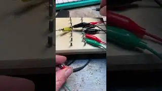 Circuit Bent ⚡️ Digital Reverb 🔊 #circuitbending