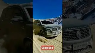 Best luxury car in world #rangerover #luxurycars #bestcars #safety #comfort #richness
