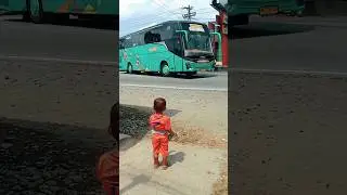PO Bus Efisiensi Yogya - Purbalingga #basuri #efisiensi #busmania #bismania #jogja #telolet #fyp