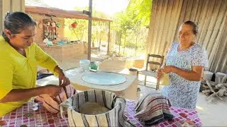 Mi mamá y mi abuelita hicieron unos ricos buñuelos🥰🙃