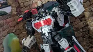 THIS GUY IS RARE(Reviewing the eHobby exclusive Magnificus)